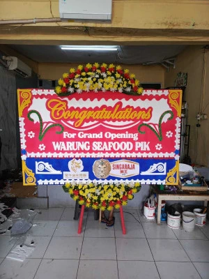 Papan Bunga di Masjid Kubah Emas Depok